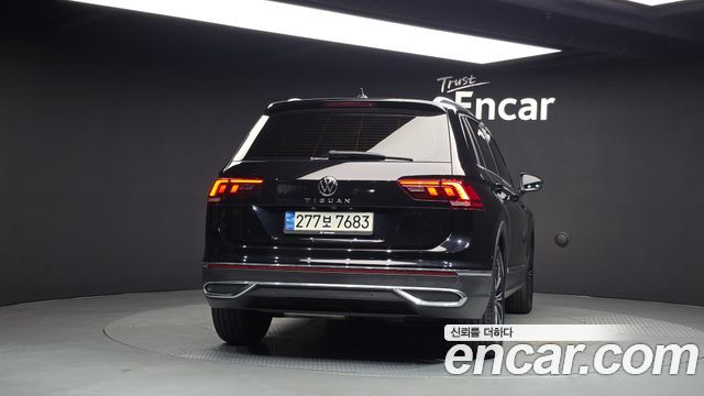 Volkswagen Tiguan 2.0 TDI Premium — пробег 100 264 км — фото 4 из 5