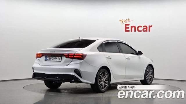 Kia K3 из Кореи Encar