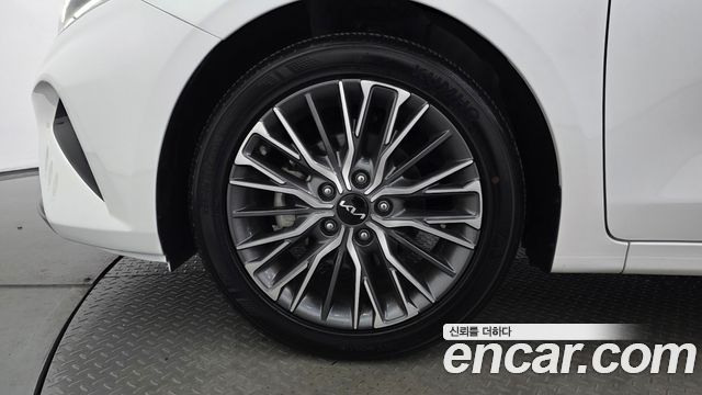 Kia K3 из Кореи Encar
