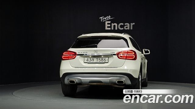 Mercedes-Benz GLA-Class из Кореи Encar