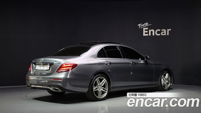 Mercedes-Benz E-Class из Кореи Encar