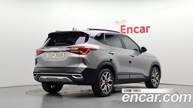 Kia Seltos из Кореи Encar