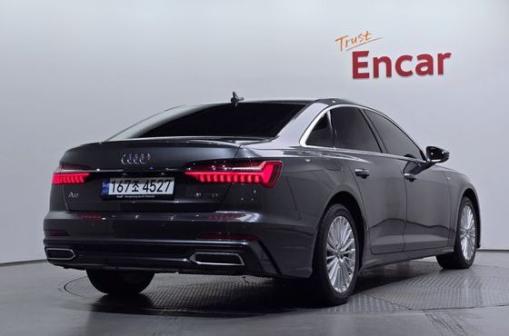Audi A6 45 TFSI Premium — пробег 77 174 км — фото 2 из 5