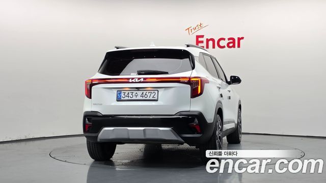 Kia Seltos из Кореи Encar