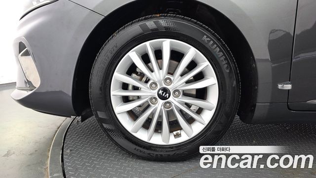 Kia K7 из Кореи Encar