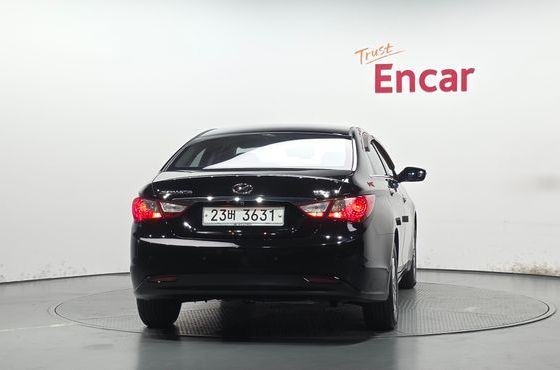 Hyundai Sonata LPi Top — пробег 45 818 км — фото 4 из 5