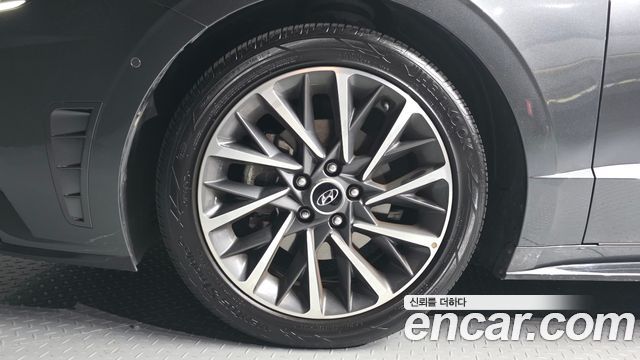 Hyundai Sonata 1.6 Turbo Premium Family — пробег 98 973 км — фото 5 из 5