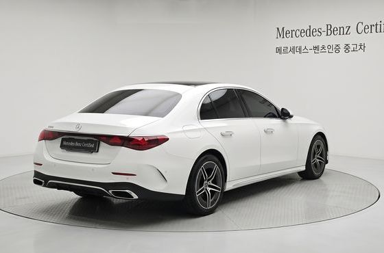 Mercedes-Benz E-Class E200 AMG Line — пробег 3 703 км — фото 2 из 5