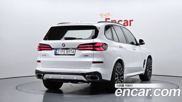 BMW X5 xDrive 40i M Sport — пробег 29 247 км — фото 2 из 5