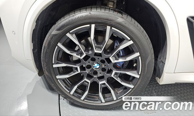 BMW X5 xDrive 40i M Sport — пробег 29 247 км — фото 5 из 5
