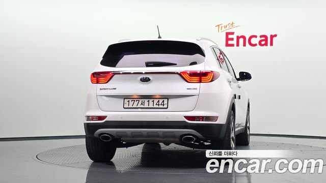 Kia Sportage из Кореи Encar