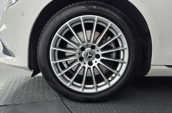 Mercedes-Benz E-Class E250 Exclusive — пробег 53 166 км — фото 5 из 5