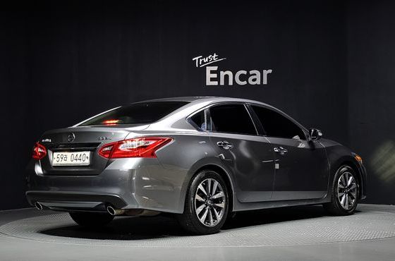 Nissan Altima 2.5 L33 — пробег 123 207 км — фото 2 из 5
