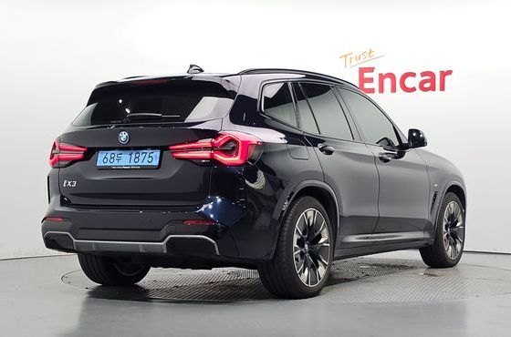 BMW iX3 M Sports — пробег 25 342 км — фото 2 из 5