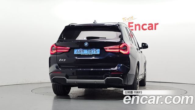 BMW iX3 M Sports — пробег 25 342 км — фото 4 из 5