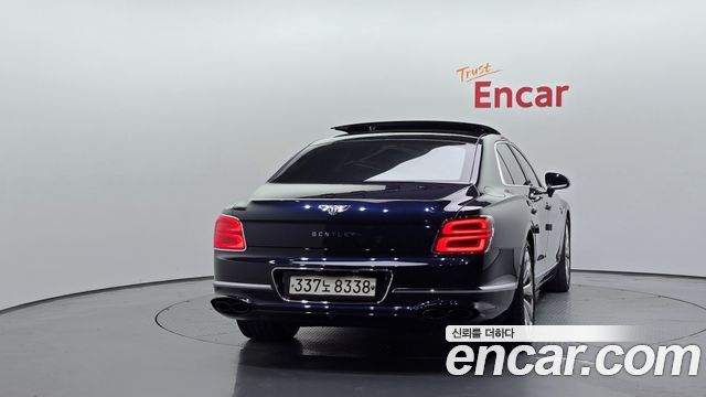 Bentley Flying Spur 4.0 — пробег 86 409 км — фото 4 из 5