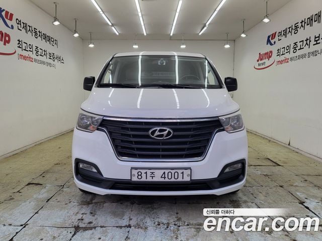 Hyundai Starex Van 3-Seater Smart — пробег 66 779 км — фото 2 из 5