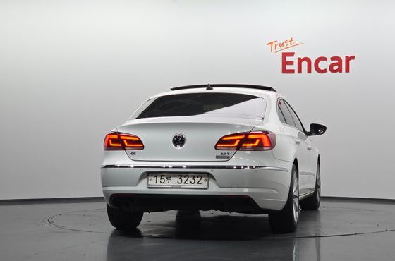 Volkswagen CC 2.0 TSI — пробег 92 343 км — фото 4 из 5