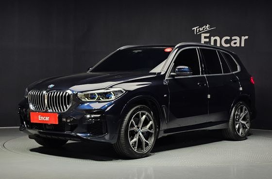 BMW X5 xDrive 40i M Sport — пробег 50 565 км — фото 1 из 5