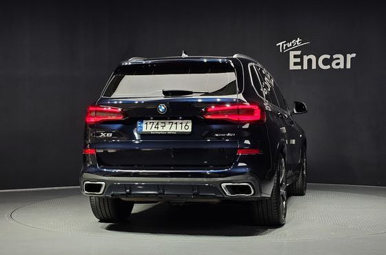 BMW X5 xDrive 40i M Sport — пробег 50 565 км — фото 4 из 5