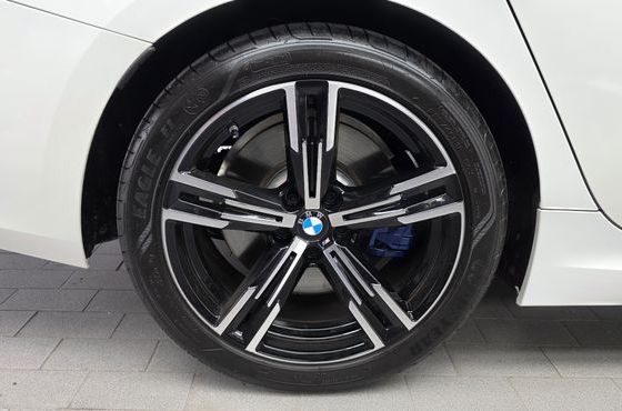 BMW 3-Series 320i M Sport — пробег 5 000 км — фото 5 из 5