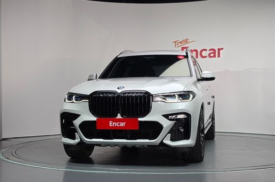 BMW X7 xDrive 30d M Sport 6 STR — пробег 75 571 км — фото 3 из 5