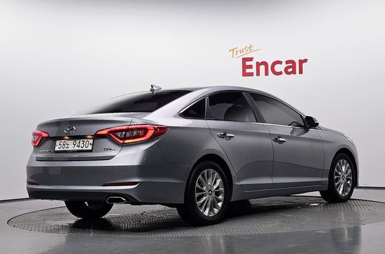 Hyundai Sonata 2.0 Smart — пробег 127 349 км — фото 2 из 5