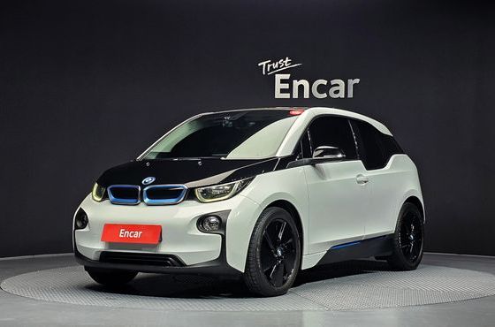 BMW i3 LUX — пробег 68 305 км — фото 1 из 5