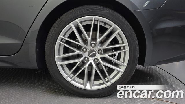 Genesis G70 из Кореи Encar