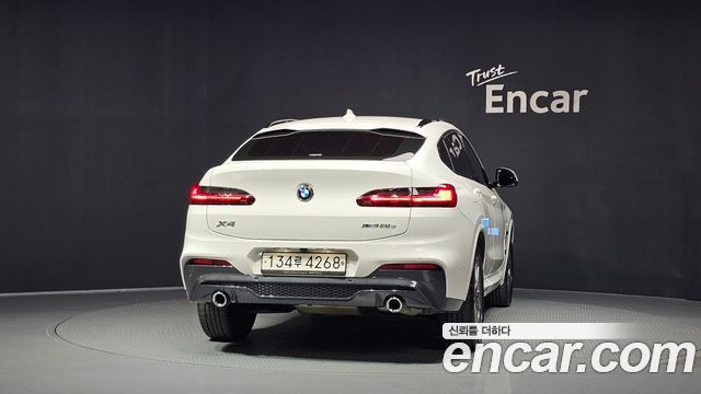 BMW X4 xDrive20d M Sport — пробег 95 898 км — фото 4 из 5