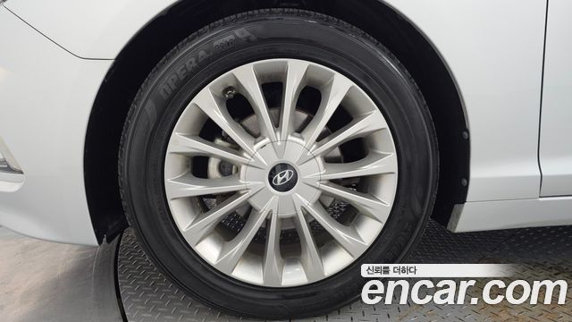 Hyundai Sonata 2.0 Care+ — пробег 142 065 км — фото 5 из 5