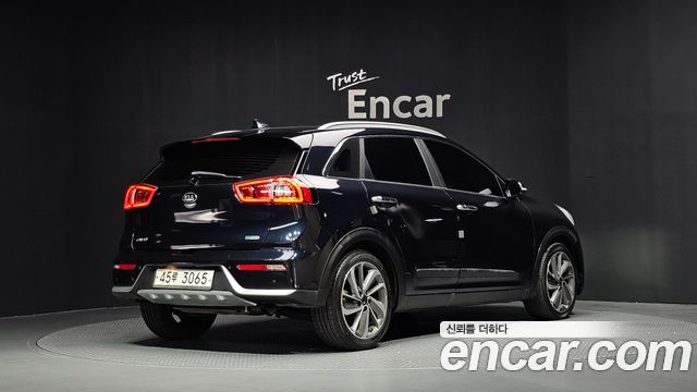 Kia Niro из Кореи Encar