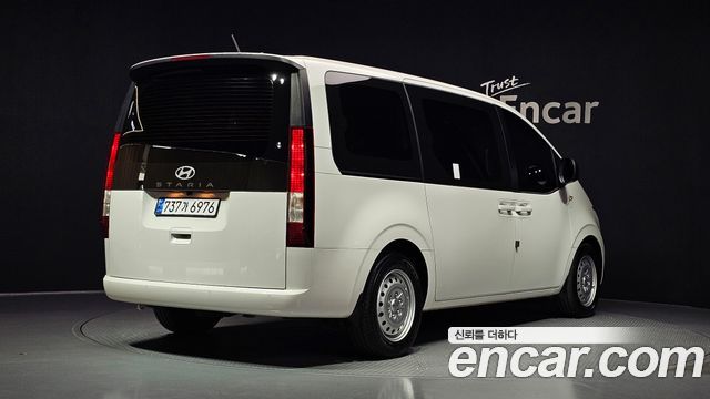 Hyundai Staria из Кореи Encar