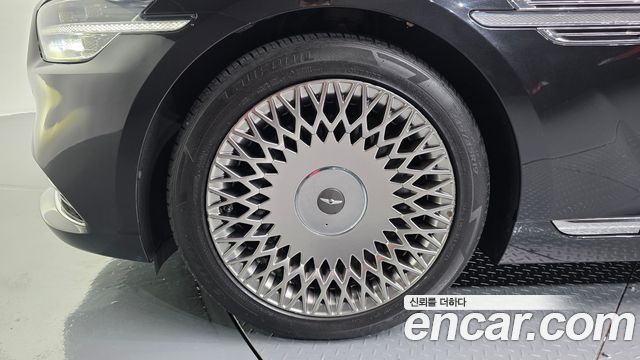Genesis G90 из Кореи Encar