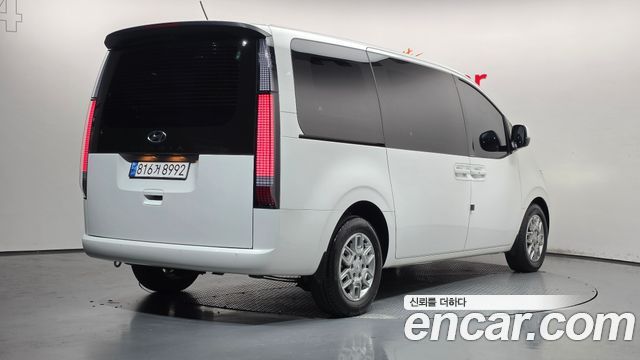 Hyundai Staria из Кореи Encar