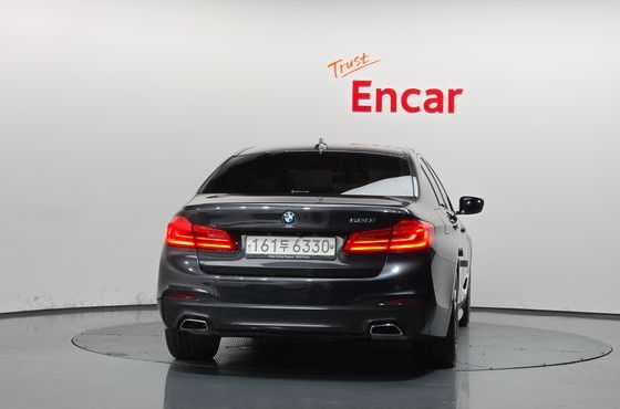 BMW 5-Series 520i M Sport — пробег 88 785 км — фото 4 из 5