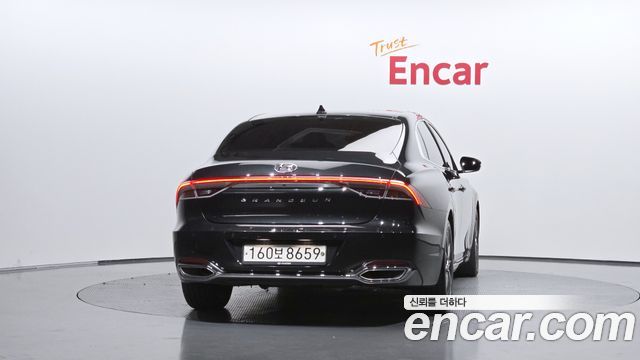 Hyundai Grandeur из Кореи Encar