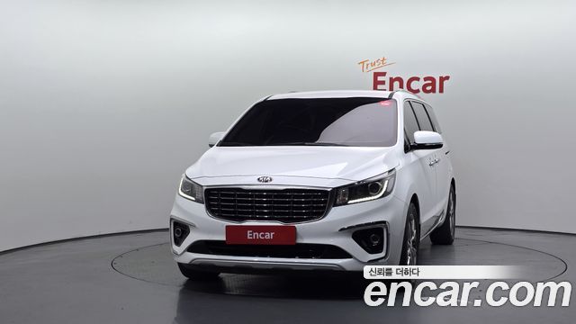 Kia Carnival Gasoline 9-Seater Prestige — пробег 73 480 км — фото 3 из 5