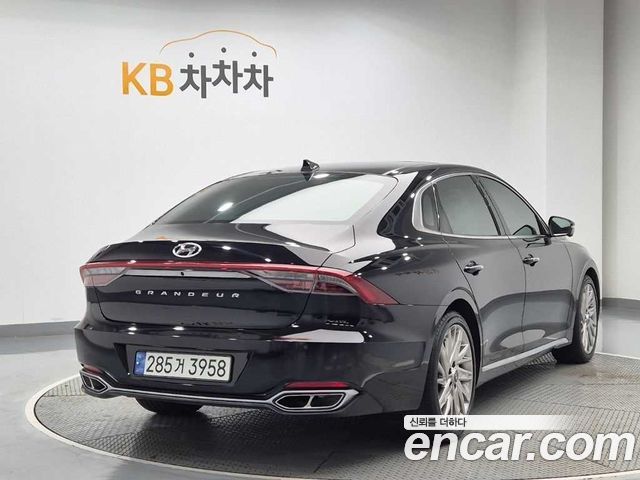 Hyundai Grandeur 2.5 Calligraphy — пробег 50 435 км — фото 4 из 5