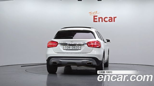 Mercedes-Benz GLA-Class из Кореи Encar