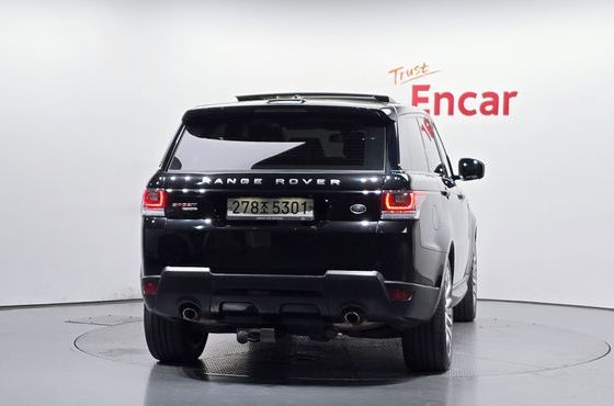 Land Rover Range Rover Sport 3.0 SDV6 HSE Dynamic — пробег 146 763 км — фото 4 из 5