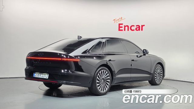 Hyundai Grandeur Honors — пробег 7 720 км — фото 2 из 5
