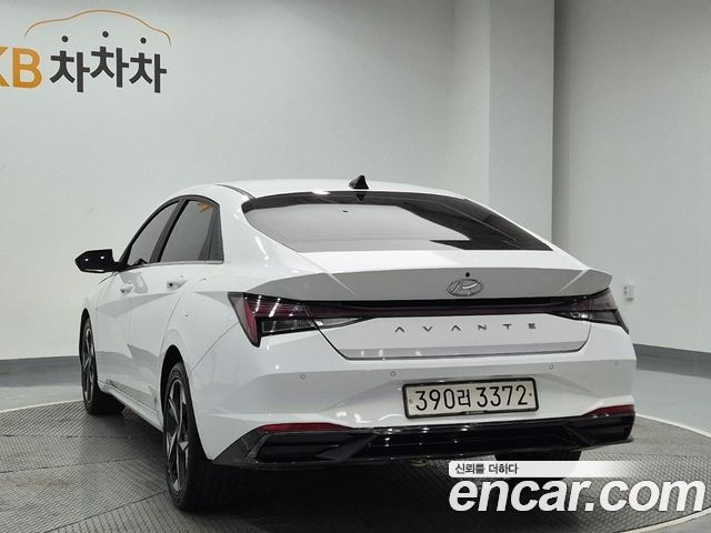 Hyundai AVANTE 1.6 Inspiration — пробег 62 838 км — фото 4 из 5