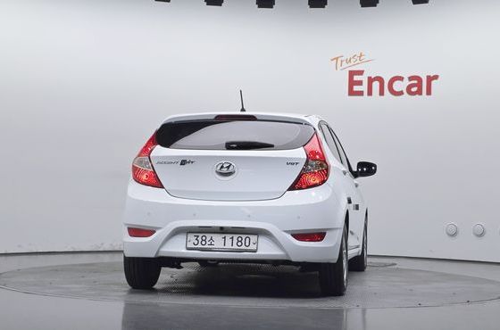 Hyundai Accent Diesel WIT 1.6 VGT Modern — пробег 217 133 км — фото 4 из 5