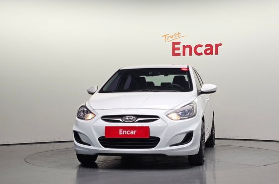 Hyundai Accent 1.4 VVT Smart — пробег 72 939 км — фото 3 из 5