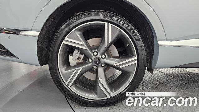 Genesis GV80 из Кореи Encar