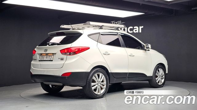 Hyundai Tucson Diesel 2WD LX20 Smart-Pack — пробег 183 988 км — фото 2 из 5