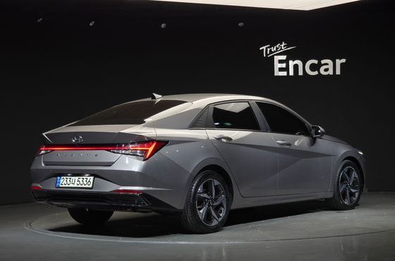 Hyundai AVANTE Inspiration — пробег 96 314 км — фото 2 из 5
