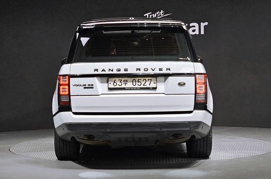 Land Rover Range Rover 4.4 SDV8 Vogue SE DIESEL — пробег 115 661 км — фото 4 из 5