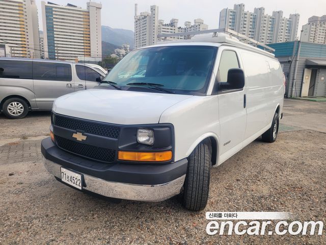 Chevrolet Express Van 6.0 — пробег 61 350 км — фото 1 из 5